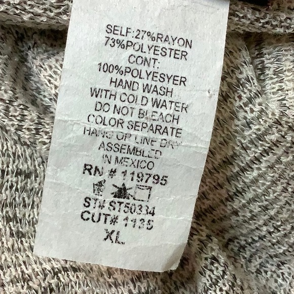 Moon Collection Lightweight Neutral Mixed Media Blouse Size XL - Picture 13 of 15